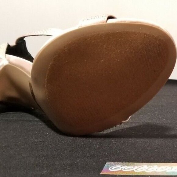 Qupid Women's Heels - Blush / Pink / Nude w/ Crystals - Size 8 - NEW - Picture 5 of 5